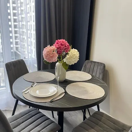 Airport Hotel Apartaments & Taxi Vip Apartment
